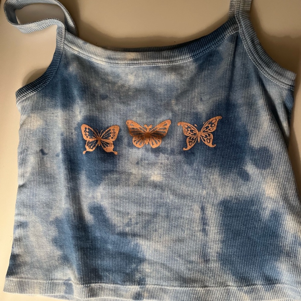 crop top- tie dye